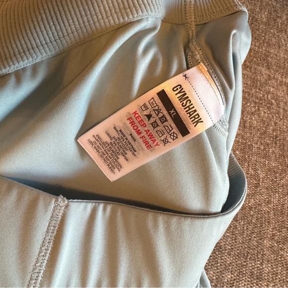 Gymshark Sports Bra - Picture 3 of 3